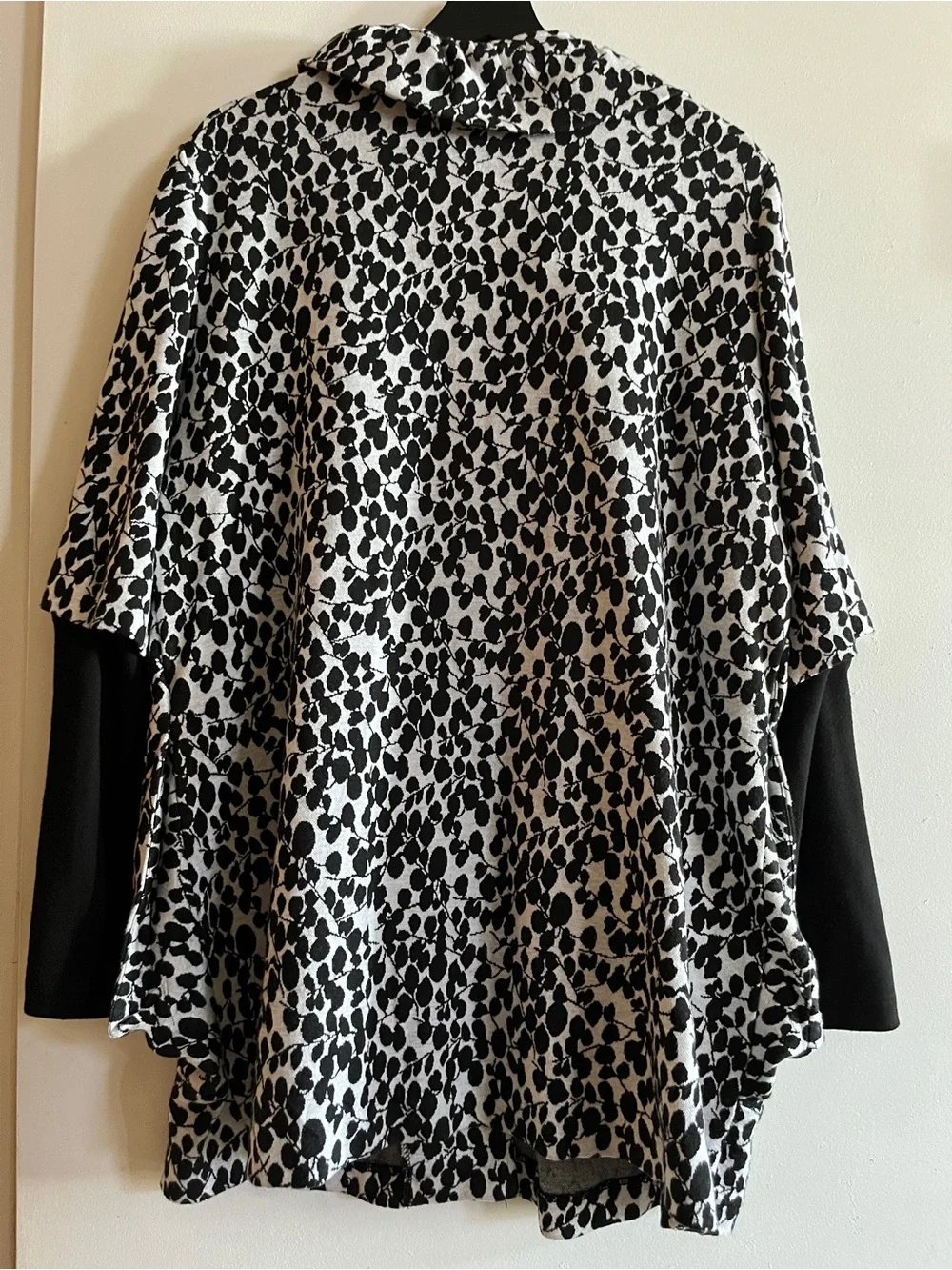 Joseph Ribkoff Artsy Abstract Leaf Swing Jacket Tiered Mixed Media Sleeve